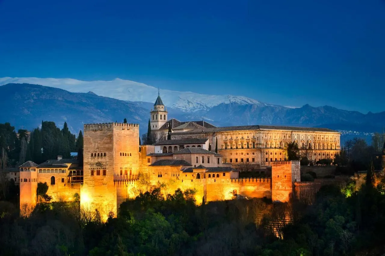Apartamentos Castillo Granada 0*,